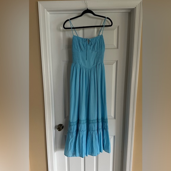 AE Corset Tiered Midi Dress - Picture 5 of 7